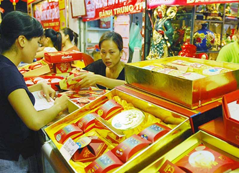 6-cach-phan-biet-banh-trung-thu-that-gia-tren-thi-truong