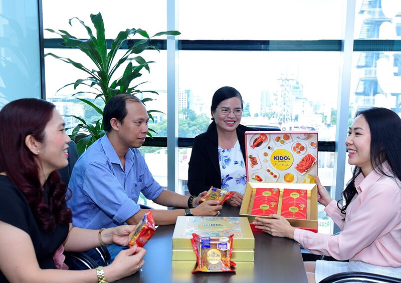 trung-thu-thoi-hien-dai-ban-ron-nhung-van-dong-day2