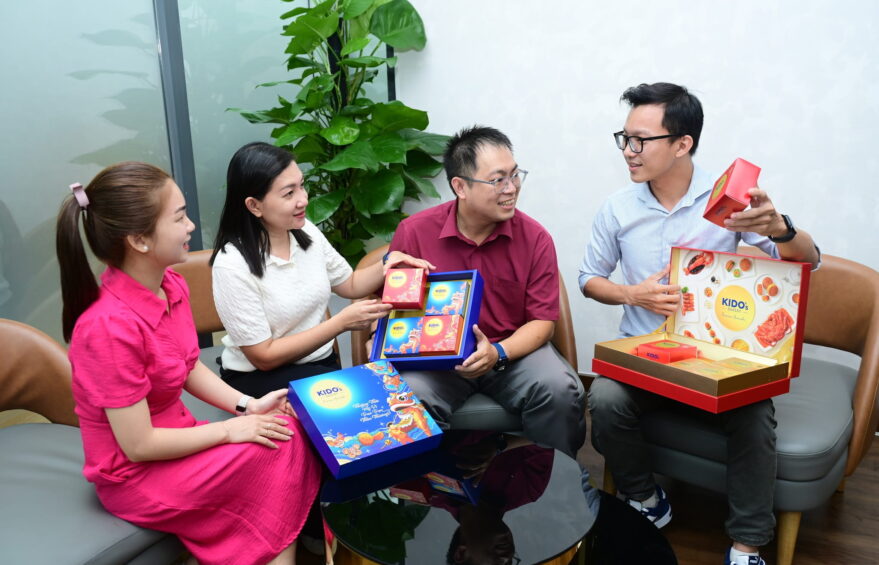 trung-thu-tang-qua-gi-cho-nhan-vien-4 (1)